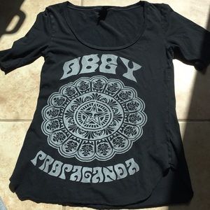 Obey t shirt